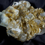 Mine du Burg, cristaux de fluorine sur sidérite